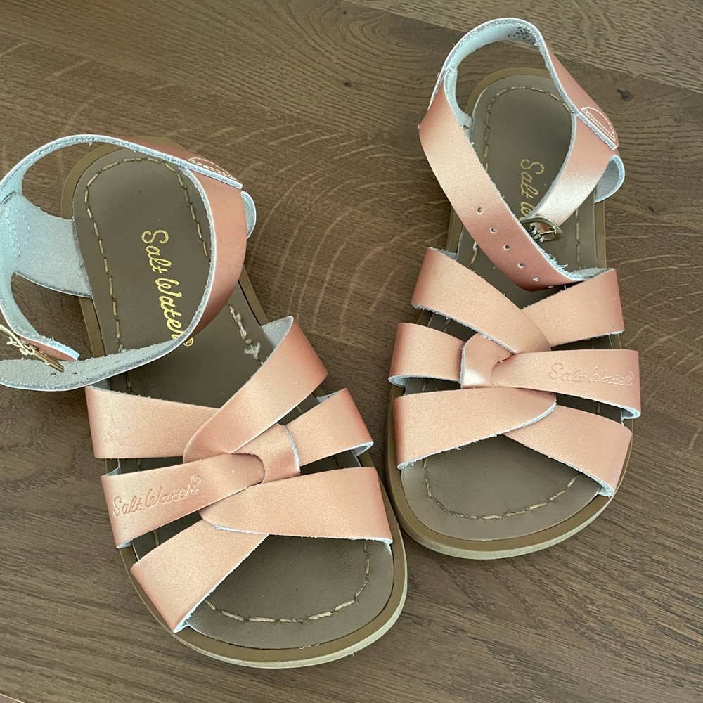Girls Rose Gold Saltwater Sandals, size 13